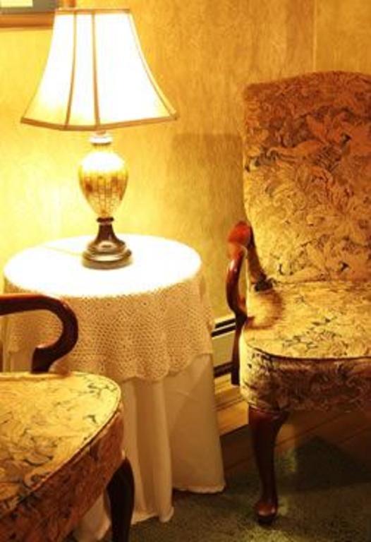 Munro House Bed&Breakfast Jonesville Habitación foto