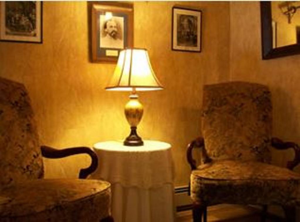 Munro House Bed&Breakfast Jonesville Habitación foto